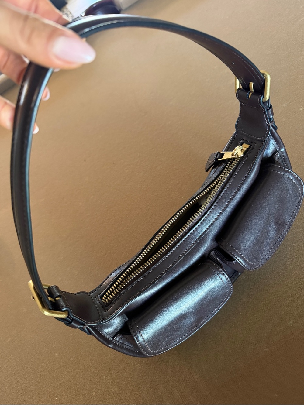 Zara Dark Brown Leather Shoulder Bag with Twin Front Pockets - Picture 2 of 5